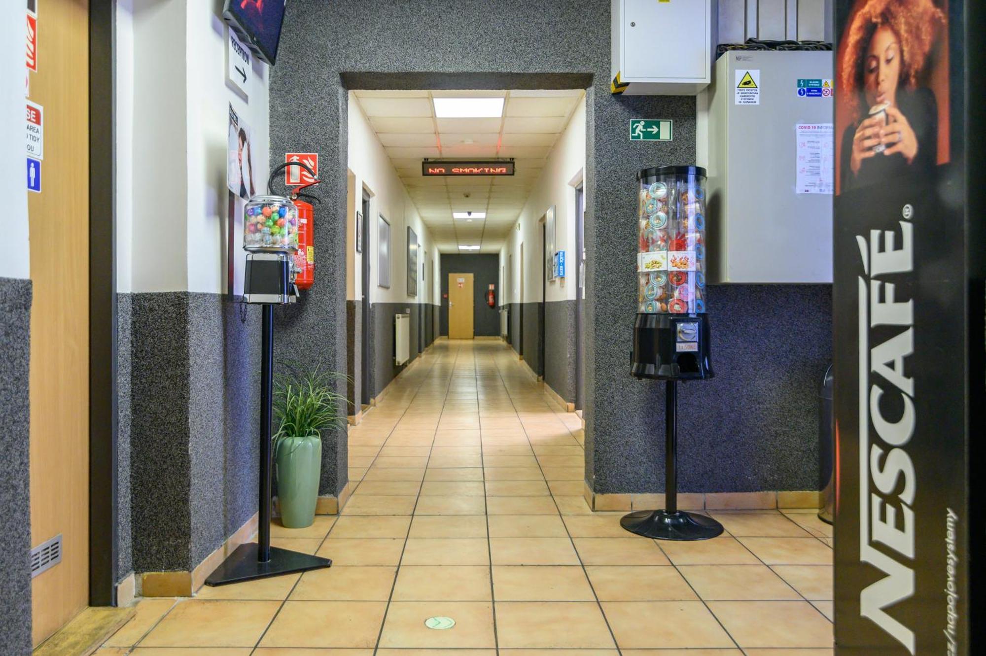 Hostel Seven Prága Kültér fotó