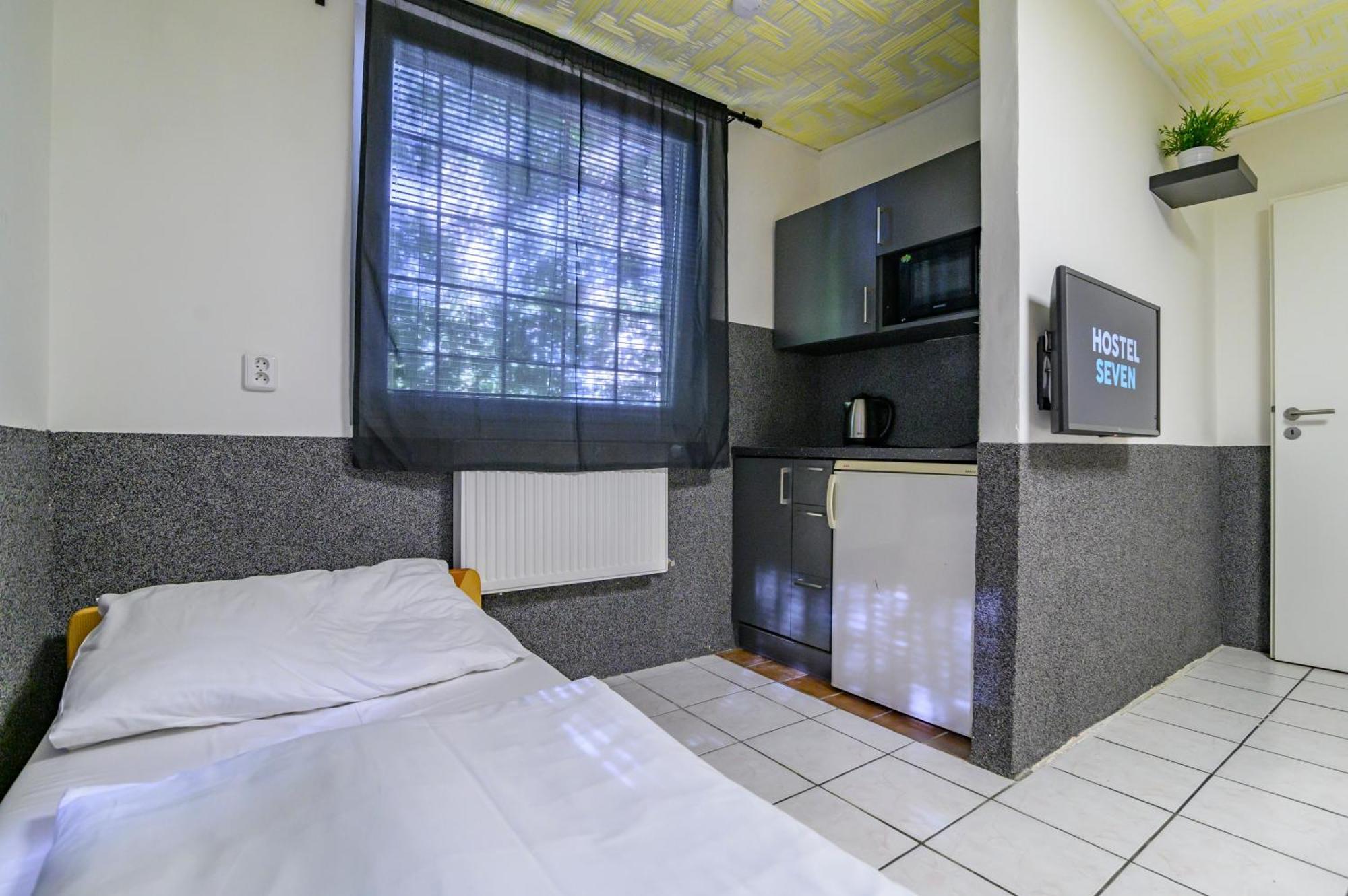 Hostel Seven Prága Kültér fotó